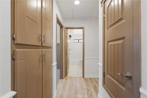 Entry Way - 16239 Chippewa, Apple Valley, CA 92307 photo 5 of 7
