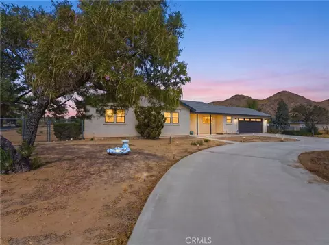 Exterior - 16239 Chippewa, Apple Valley, CA 92307 photo 17 of 22
