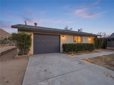 Exterior - 16239 Chippewa, Apple Valley, CA 92307 photo 18 of 22