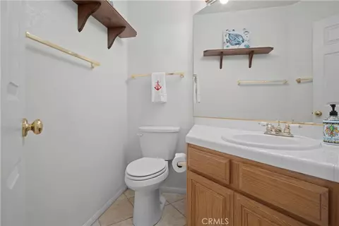 Bath - 1064 Brookfield Pl, Glendora, CA 91741 photo 1 of 5
