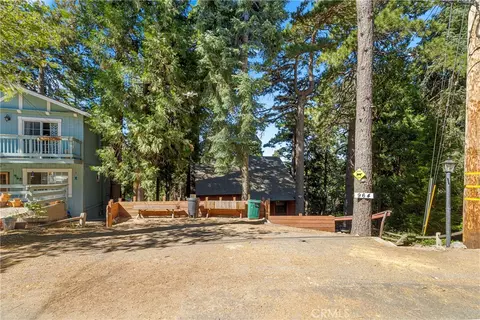 Exterior - 964 Chateau Dr, Crestline, CA 92325 photo 5 of 5