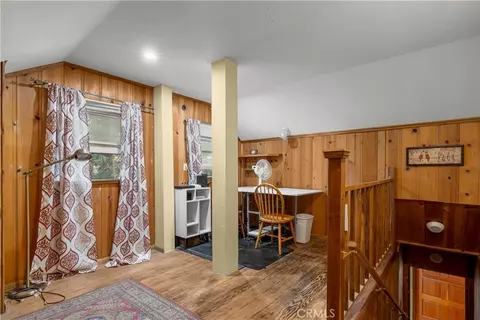 Entry Way - 964 Chateau Dr, Crestline, CA 92325 photo 1 of 2