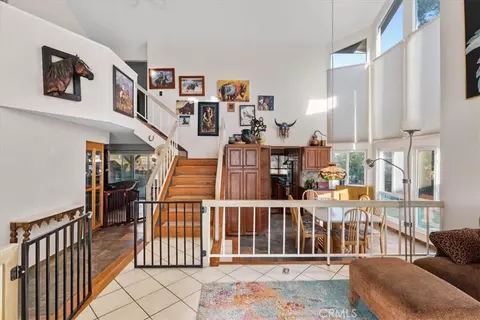 Entry Way - 6046 Peridot Ave, Rancho Cucamonga, CA 91701 photo 3 of 4