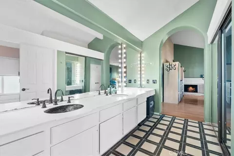 Bath - 6046 Peridot Ave, Rancho Cucamonga, CA 91701 photo 1 of 5