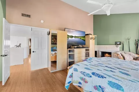 Bedroom - 6046 Peridot Ave, Rancho Cucamonga, CA 91701 photo 2 of 6