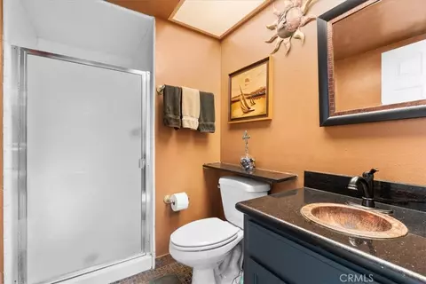 Bath - 6046 Peridot Ave, Rancho Cucamonga, CA 91701 photo 5 of 5