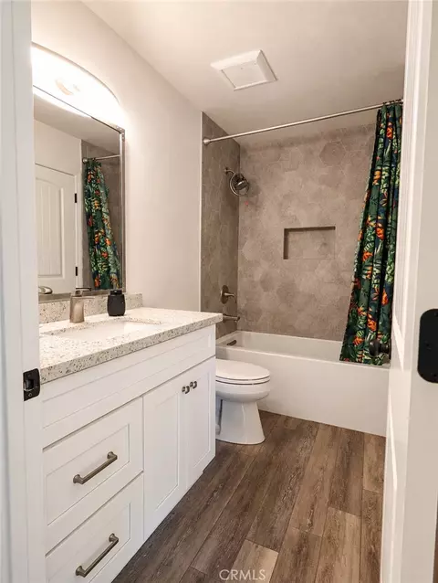 Bath - 4542 Yosemite Dr, Montclair, CA 91763 photo 1 of 1