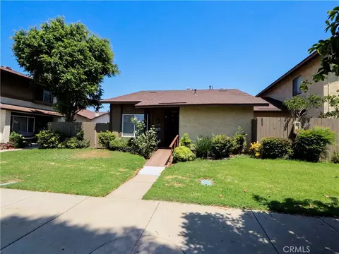 Exterior - 4542 Yosemite Dr, Montclair, CA 91763 photo 2 of 7