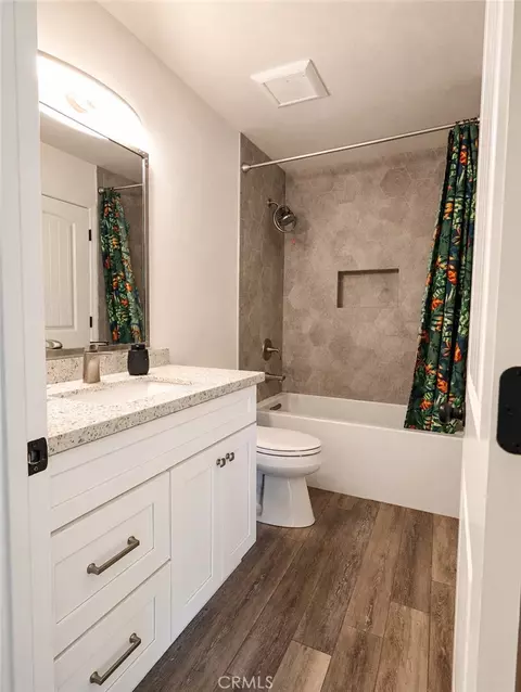 Bath - 4542 Yosemite Dr, Montclair, CA 91763 photo 1 of 1