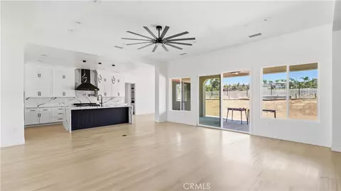 Living - 7928 Featherstone Ct, Riverside, CA 92506 photo 2 of 4