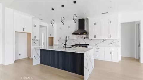 Kitchen - 7928 Featherstone Ct, Riverside, CA 92506 photo 1 of 2