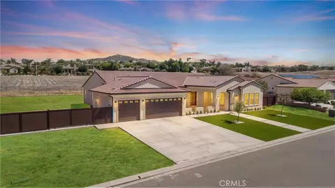 Exterior - 7928 Featherstone Ct, Riverside, CA 92506 photo 3 of 5