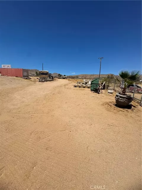 1474 Old Woman Spgs, Landers, CA 92285 photo 15