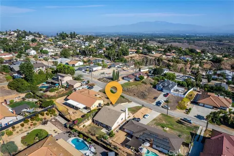 View/Area - 14407 Laurel Dr, Riverside, CA 92503 photo 5 of 5