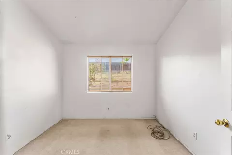 Bedroom - 14407 Laurel Dr, Riverside, CA 92503 photo 3 of 7