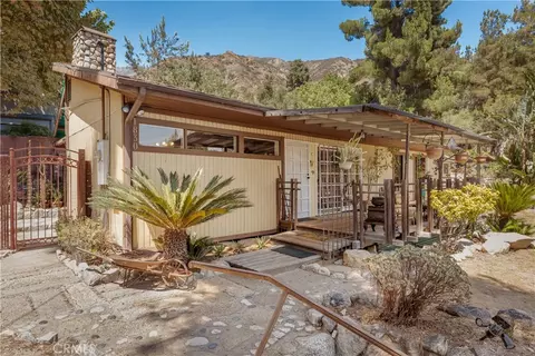 Exterior - 1830 Pasadena Glen Rd, Pasadena, CA 91107 photo 6 of 13