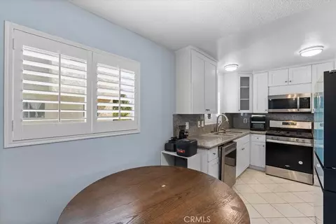 Kitchen - 4336 Walnut #E, Baldwin Park, CA 91706 photo 1 of 5