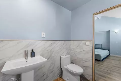 Bath - 4336 Walnut #E, Baldwin Park, CA 91706 photo 3 of 4