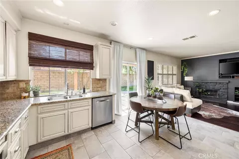 Kitchen - 11933 Pine Mountain Ct, Rancho Cucamonga, CA 91739 photo 2 of 2