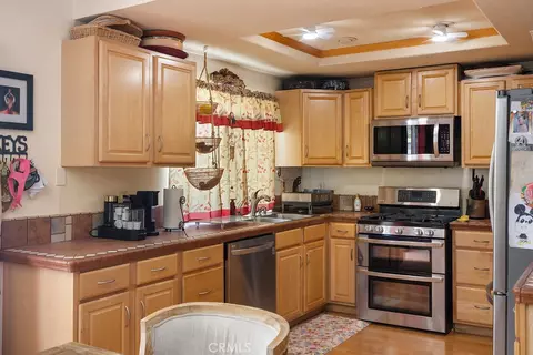 Kitchen - 1278 Dorian Ct, Upland, CA 91786 photo 2 of 2