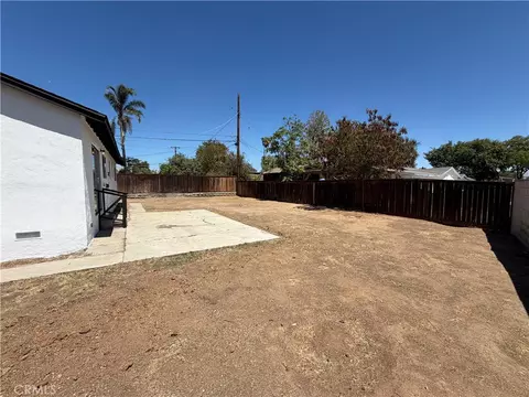 Exterior - 9227 Bruce Ave, Riverside, CA 92503 photo 7 of 10