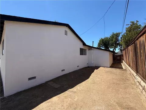 Exterior - 9227 Bruce Ave, Riverside, CA 92503 photo 10 of 10