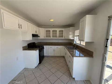 Kitchen - 9227 Bruce Ave, Riverside, CA 92503 photo 2 of 2