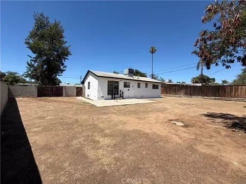 Exterior - 9227 Bruce Ave, Riverside, CA 92503 photo 5 of 10