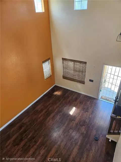 Living - 7845 Oak Ct, Highland, CA 92346 photo 2 of 4