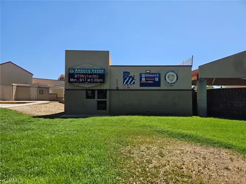 Exterior - 7845 Oak Ct, Highland, CA 92346 photo 4 of 4