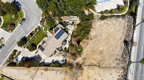 View/Area - 6978 Withers, Riverside, CA 92506 photo 4 of 6