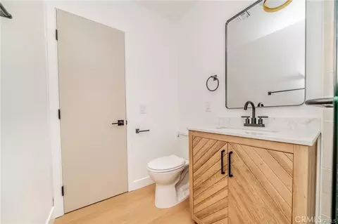 Bath - 652 E Yale St, Ontario, CA 91764 photo 3 of 5