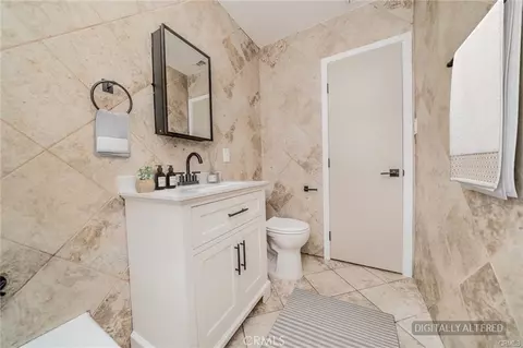 Bath - 652 E Yale St, Ontario, CA 91764 photo 5 of 5