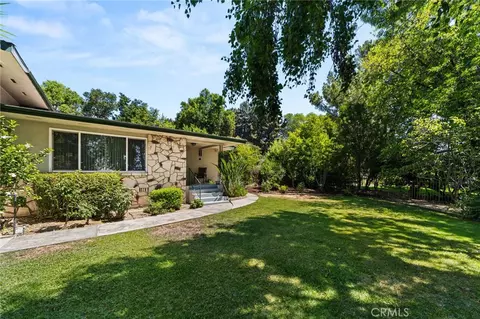 Exterior - 2449 Euclid Cres E, Upland, CA 91784 photo 5 of 12