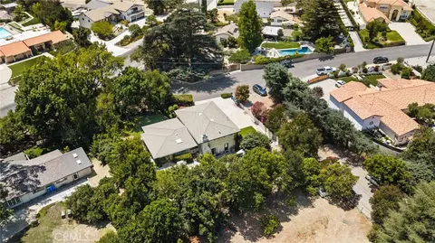 View/Area - 2449 Euclid Cres E, Upland, CA 91784 photo 2 of 5