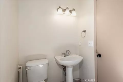 Bath - 11090 Pinon, Hesperia, CA 92345 photo 3 of 3