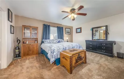 Bedroom - 11090 Pinon, Hesperia, CA 92345 photo 1 of 3