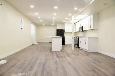 Living - 177 Dart Canyon Rd, Crestline, CA 92325 photo 1 of 8
