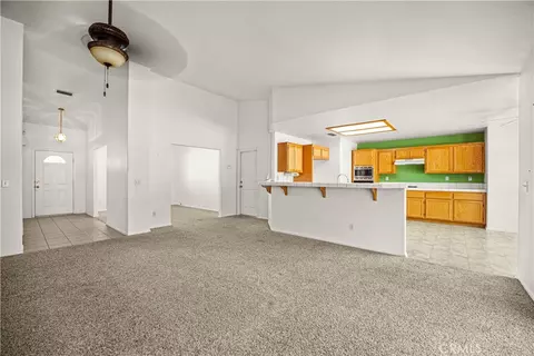 Entry Way - 9925 Appleton St, Victorville, CA 92392 photo 3 of 8