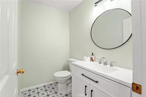 Bath - 9925 Appleton St, Victorville, CA 92392 photo 3 of 5