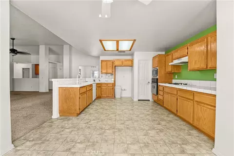 Kitchen - 9925 Appleton St, Victorville, CA 92392 photo 1 of 2