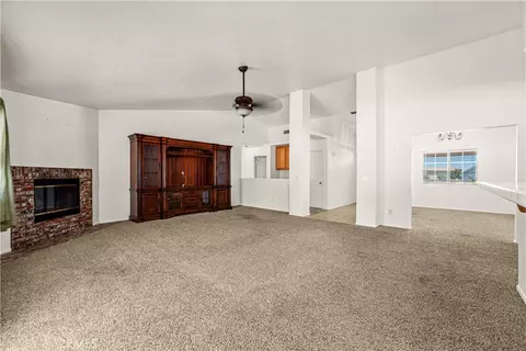 Living - 9925 Appleton St, Victorville, CA 92392 photo 4 of 6