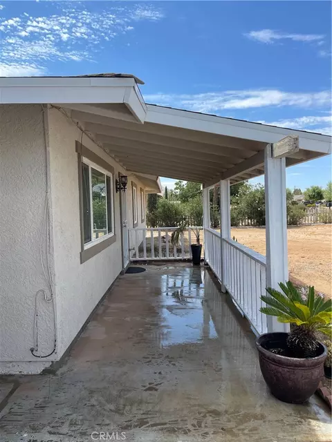 Exterior - 11995 Jamacha, Apple Valley, CA 92308 photo 2 of 2