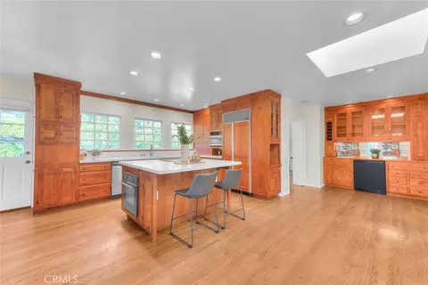 Kitchen - 537 Jamestown, Burbank, CA 91504 photo 1 of 5