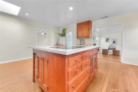 Kitchen - 537 Jamestown, Burbank, CA 91504 photo 3 of 5