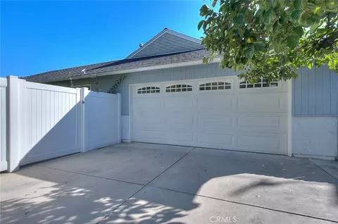 Exterior - 537 Jamestown, Burbank, CA 91504 photo 15 of 16