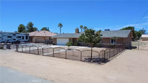 8262 Paisley Ave, Hesperia, CA 92345 photo 3