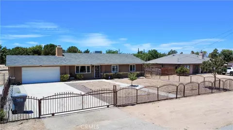 8262 Paisley Ave, Hesperia, CA 92345 photo 4