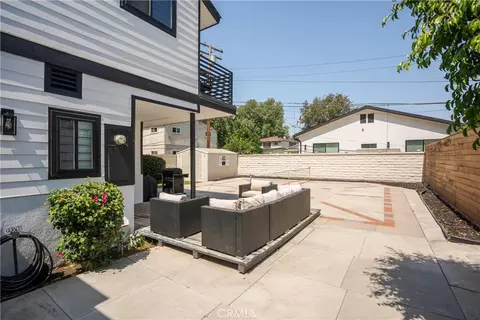Exterior - 541 Davis, Glendale, CA 91201 photo 9 of 11
