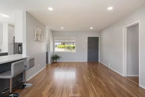 Living - 904 Edgecomb, Covina, CA 91724 photo 2 of 4